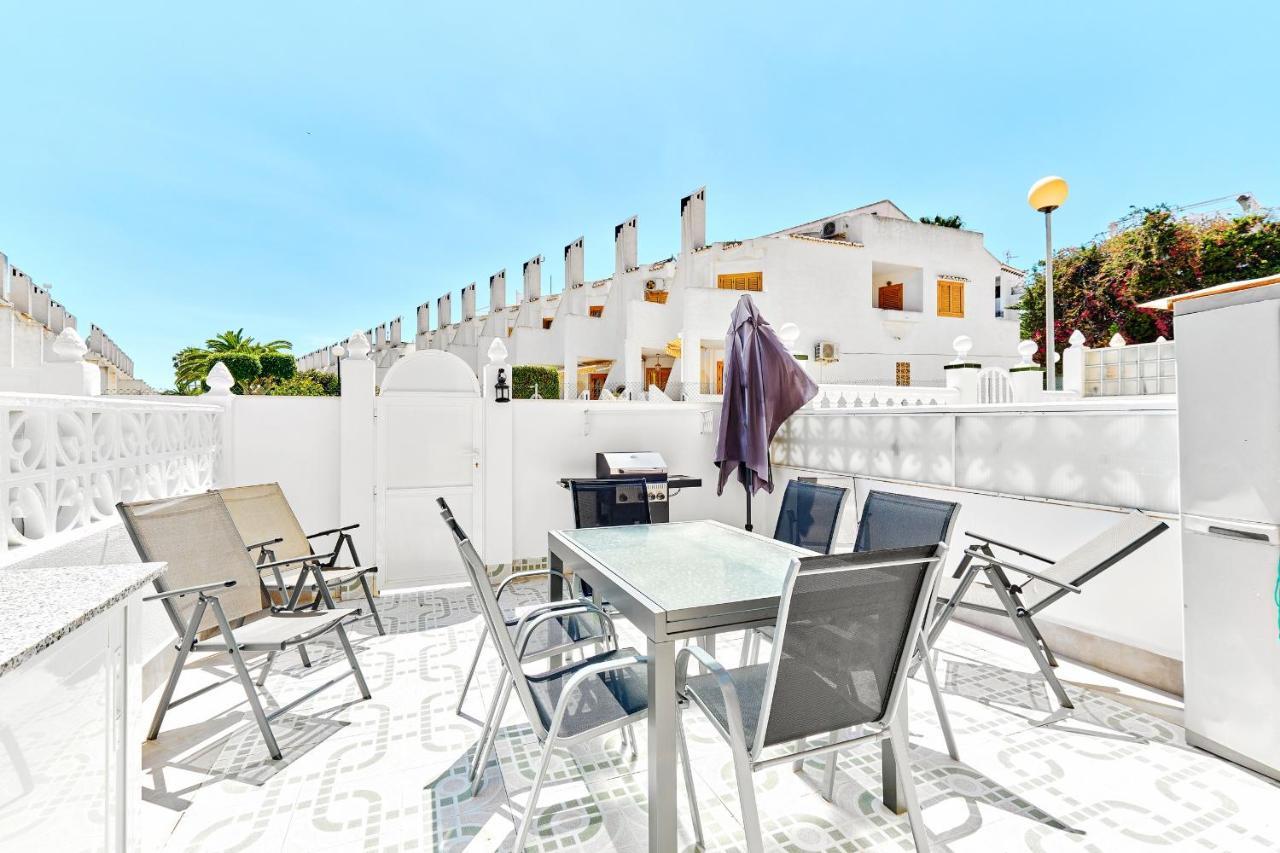 Espanhouse Sonia In La Zenia Playas De أوريويلا المظهر الخارجي الصورة