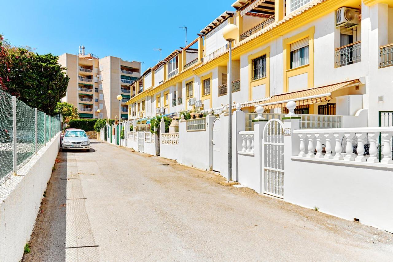 Espanhouse Sonia In La Zenia Playas De أوريويلا المظهر الخارجي الصورة