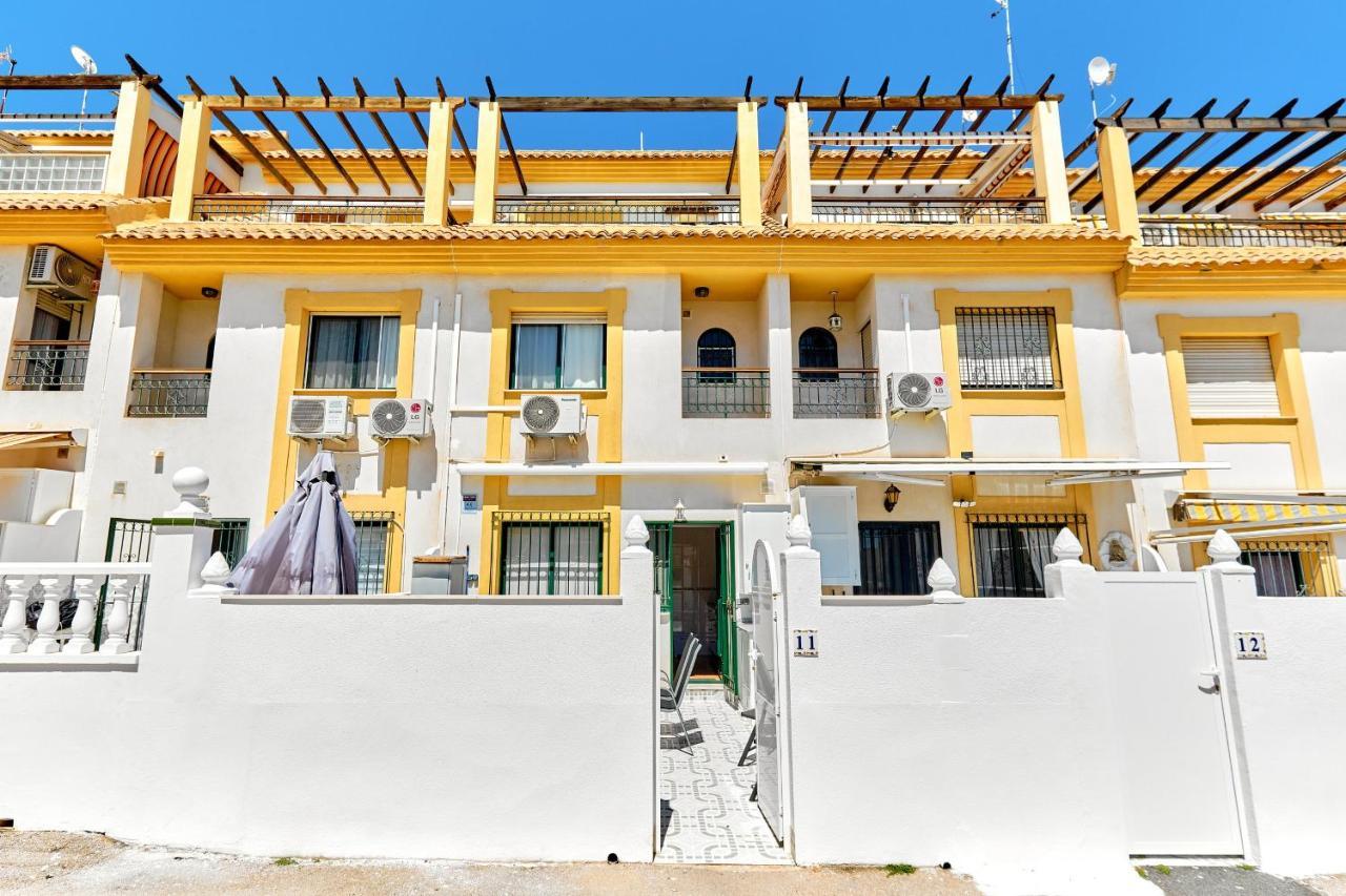 Espanhouse Sonia In La Zenia Playas De أوريويلا المظهر الخارجي الصورة